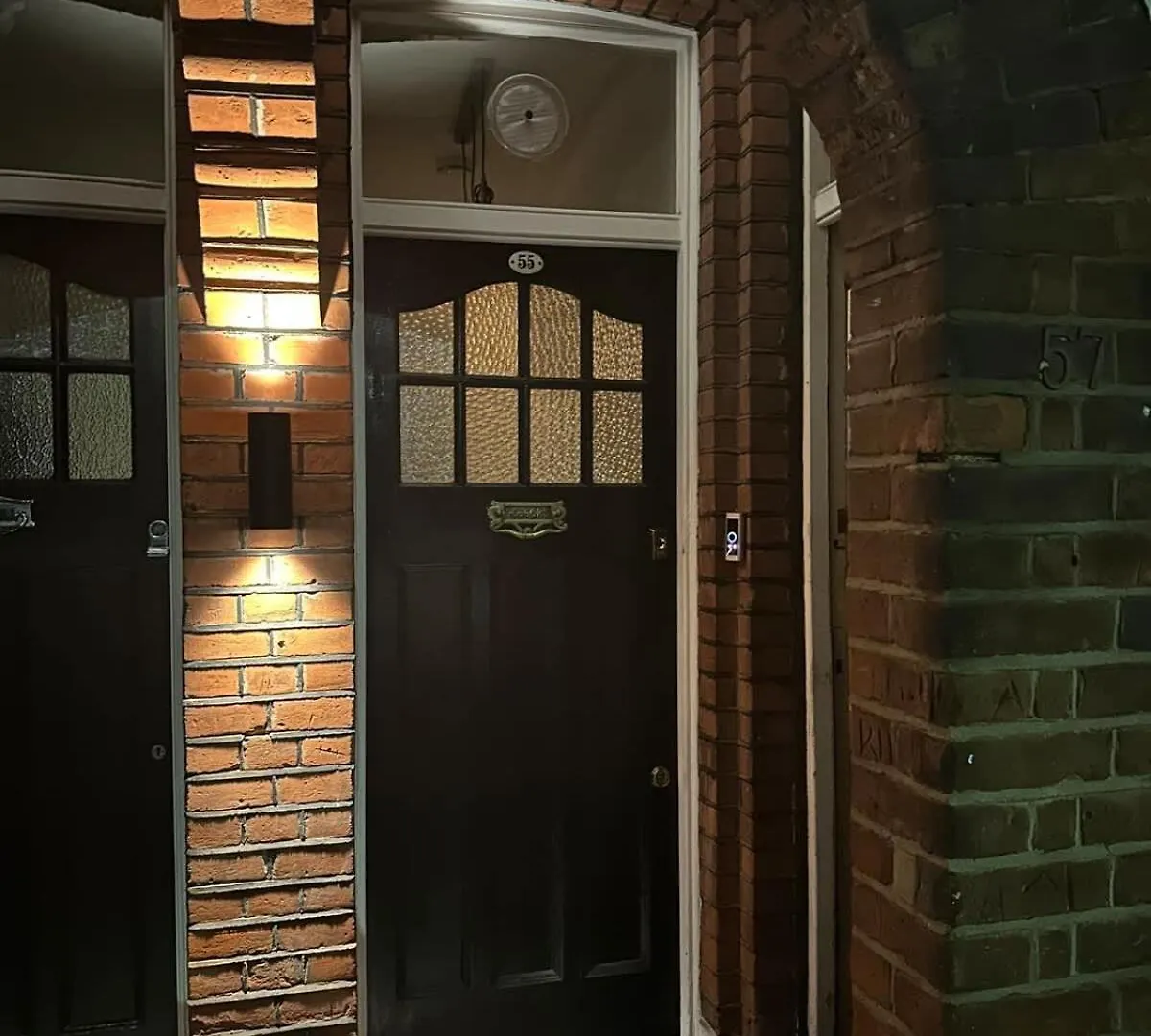 Modern Double Bedroom In City Apartment Room 2 London